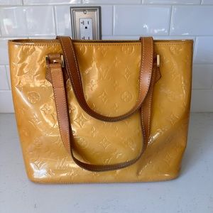 Authentic LV vernis bag! Th0919